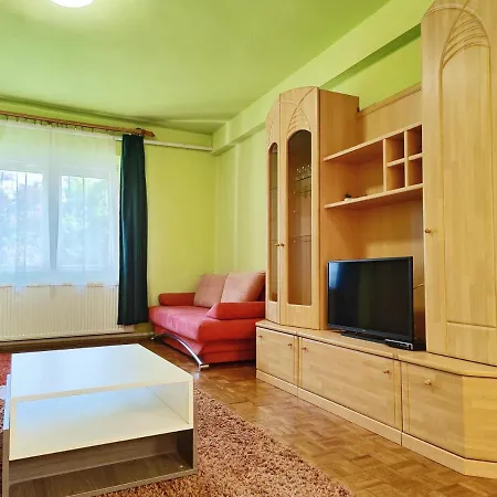 Park Apartman דירה *